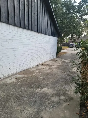 7211 Deep Forest Drive Houston TX 77088