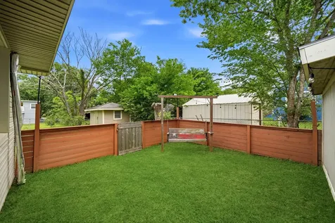107 Sayles Street Brenham TX 77833