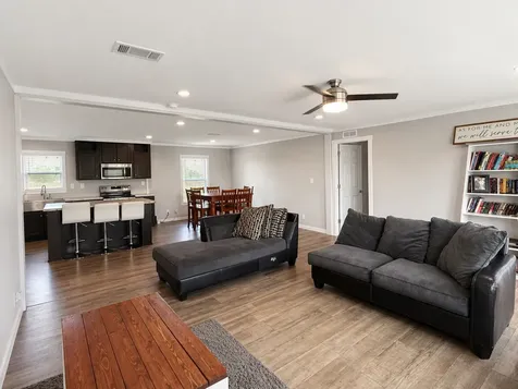 402 Lisa Mae Road Bellville TX 77418