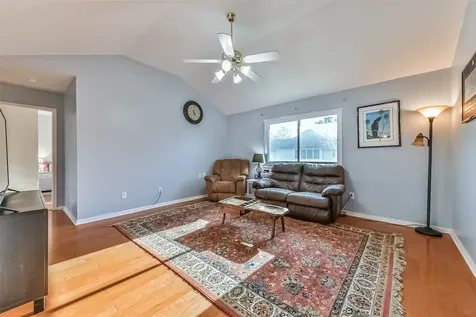1116 Lake Shore Drive Pearland TX 77581