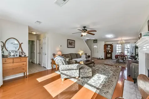 1116 Lake Shore Drive Pearland TX 77581