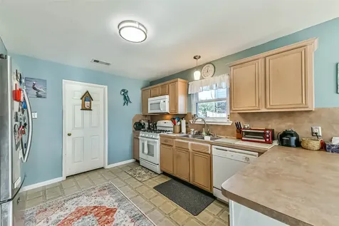 1116 Lake Shore Drive Pearland TX 77581