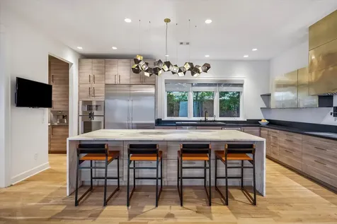3706 Tangley Street Houston TX 77005