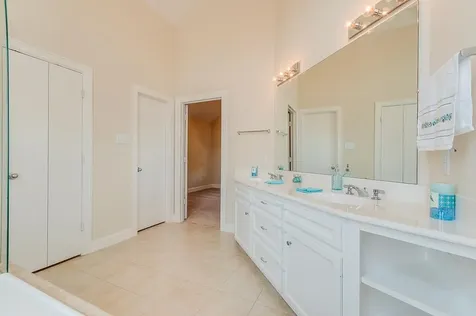 3703 Main Poplar Drive Houston TX 77025