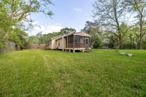 708 Plum Grove Road Cleveland TX 77327