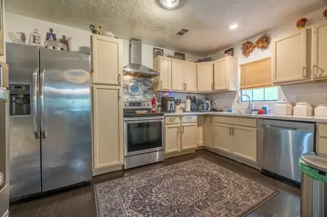 708 Plum Grove Road Cleveland TX 77327