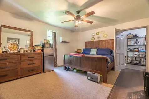 708 Plum Grove Road Cleveland TX 77327
