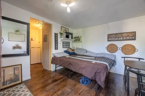 708 Plum Grove Road Cleveland TX 77327