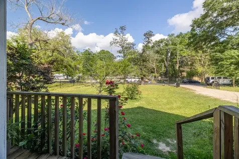 708 Plum Grove Road Cleveland TX 77327