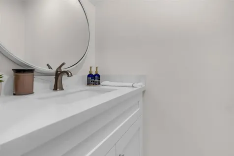 1223 Saxony Lane Houston TX 77058