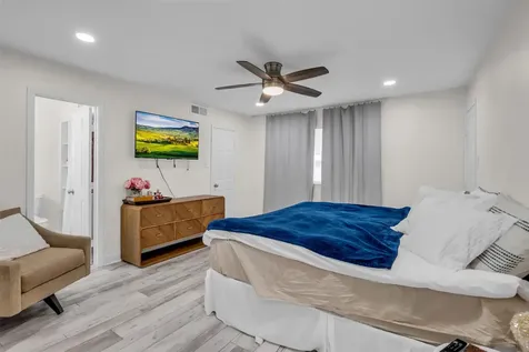1223 Saxony Lane Houston TX 77058