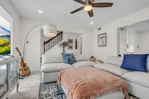 1223 Saxony Lane Houston TX 77058