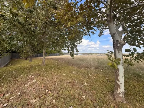 1809 Neal Street Navasota TX 77868