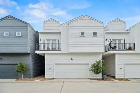 107 Tolima Dove Street Houston TX 77018