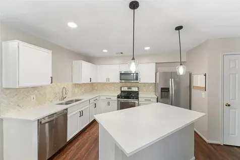 17502 S Summit Canyon Drive Houston TX 77095