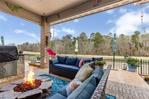 3131 N Cotswold Manor Drive Kingwood TX 77339
