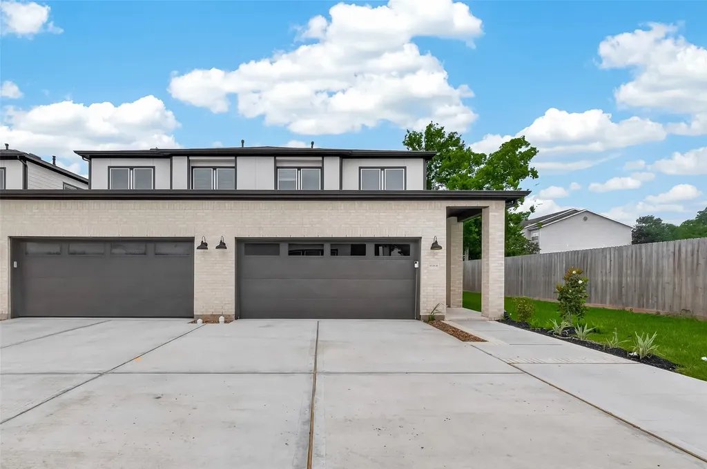 4328 Avron Drive B Stafford TX 77477