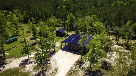 5938 Fm 3152 Livingston TX 77351