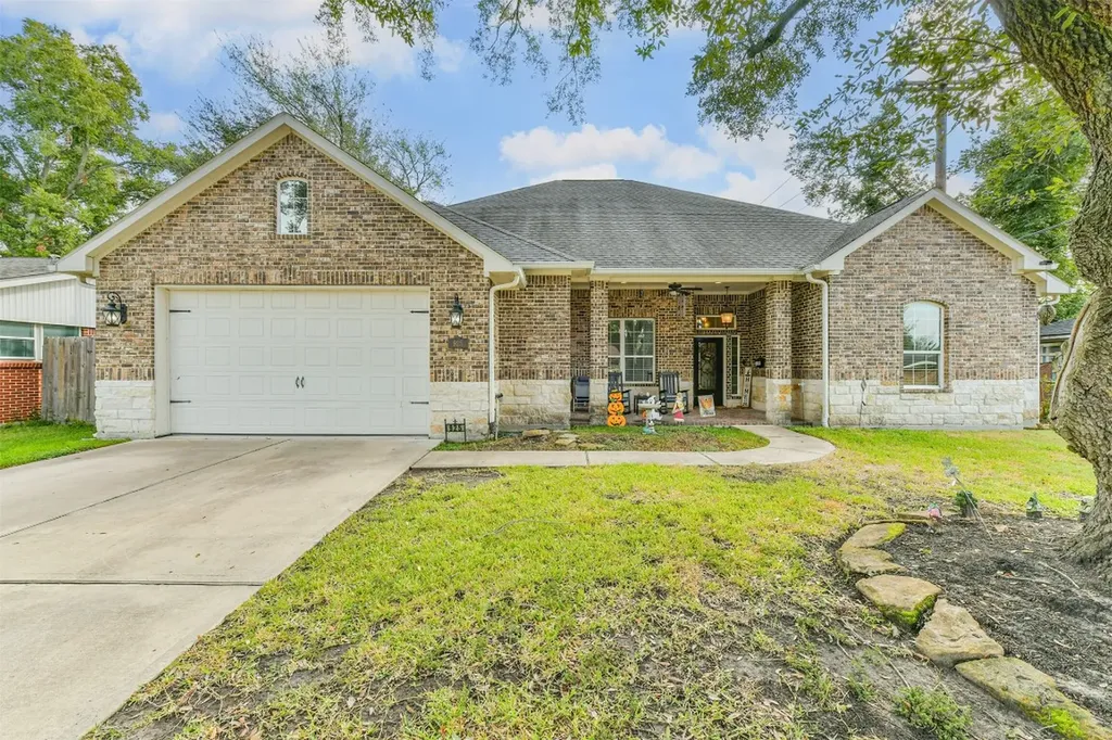 925 Luella Avenue Deer Park TX 77536