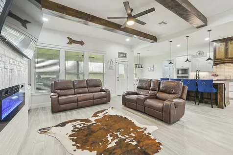 11027 Oak Lake Road Bryan TX 77808