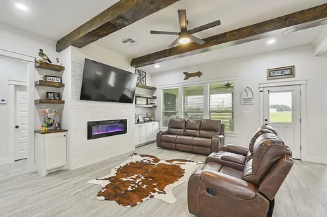11027 Oak Lake Road Bryan TX 77808