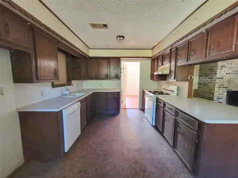 2263 Fm 2610 Road Cleveland TX 77327
