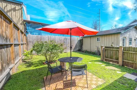 2503 Park Street Houston TX 77019