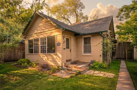 2503 Park Street Houston TX 77019
