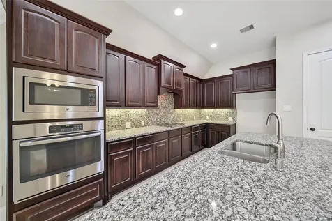 23414 Fauburg Drive New Caney TX 77357