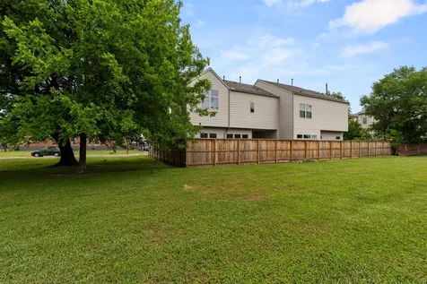 3512 Mosley Court A Houston TX 77004
