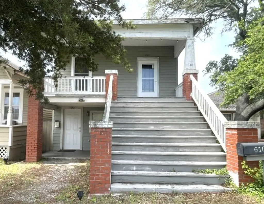610 Church Street Galveston TX 77550
