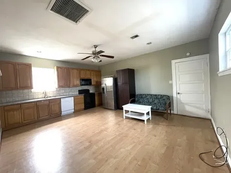 610 Church Street Galveston TX 77550