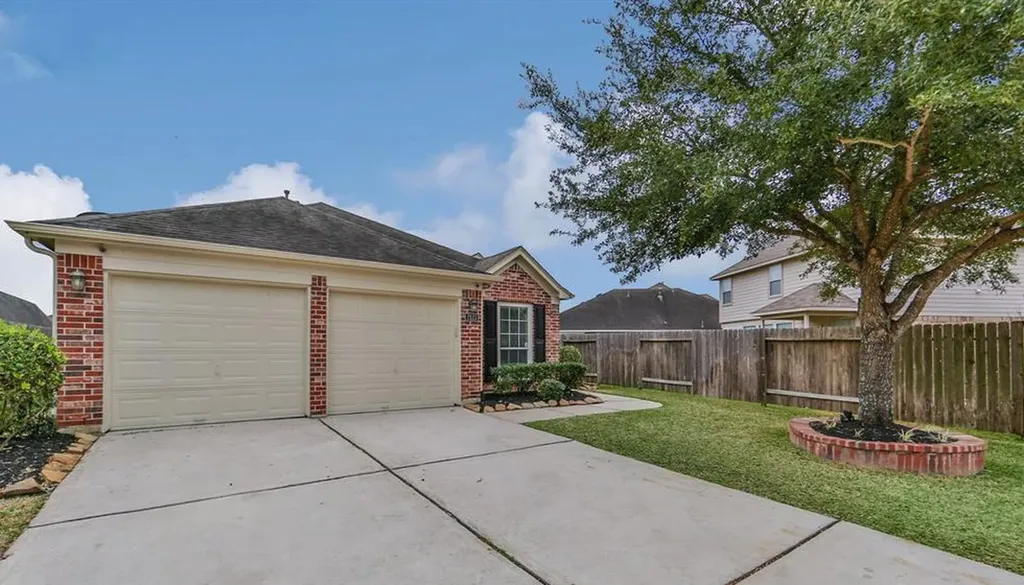 2123 Castle Gardens Lane Katy TX 77449