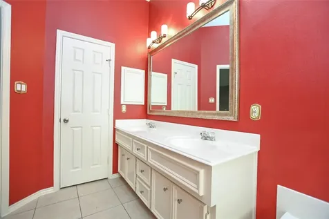 2123 Castle Gardens Lane Katy TX 77449