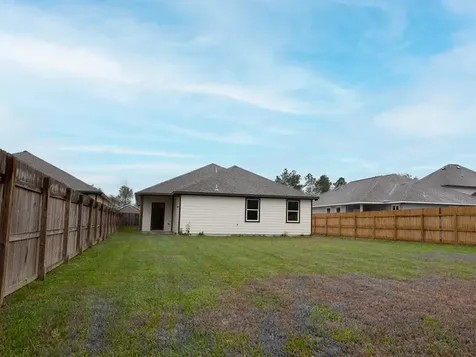 1065 Road 5203 Cleveland TX 77327