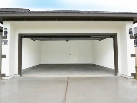 1065 Road 5203 Cleveland TX 77327