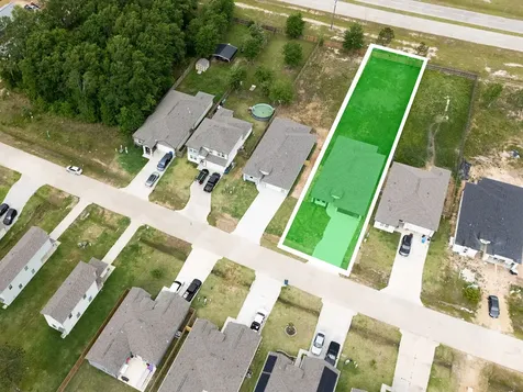 1065 Road 5203 Cleveland TX 77327