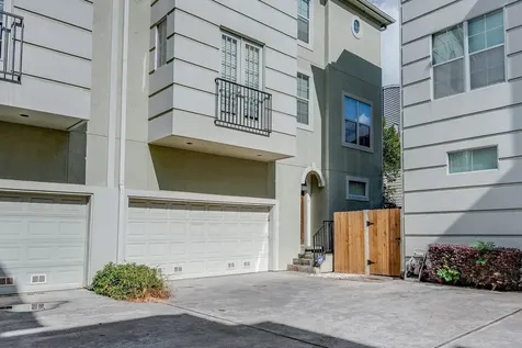 5610 Kiam Street C Houston TX 77007