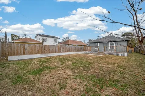 4309 Beggs Street Houston TX 77009