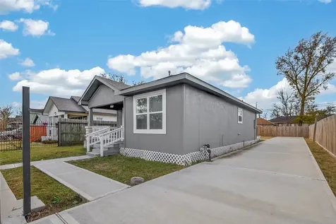 4309 Beggs Street Houston TX 77009