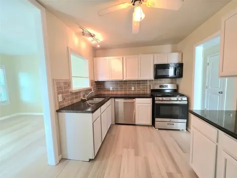 118 Whiting Street Galveston TX 77550
