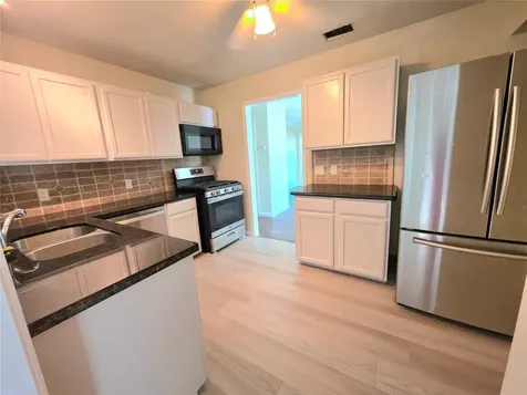 118 Whiting Street Galveston TX 77550