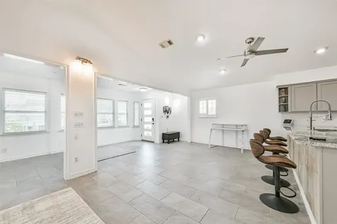 1823 Tiki Drive Galveston TX 77554
