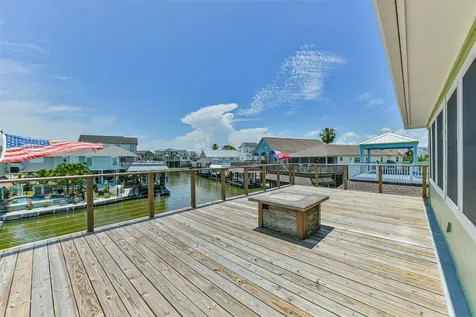 1823 Tiki Drive Galveston TX 77554