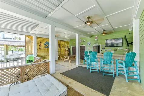 1823 Tiki Drive Galveston TX 77554