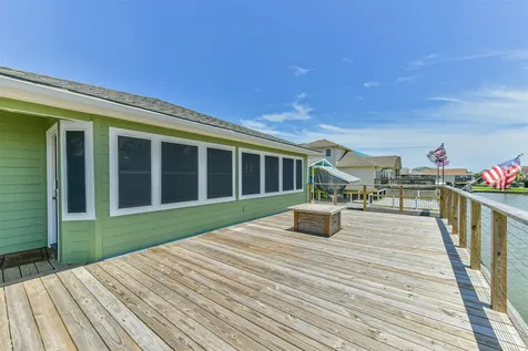1823 Tiki Drive Galveston TX 77554