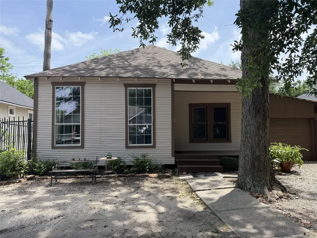 1418 Yale Street Houston TX 77008