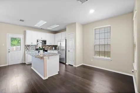 15 Blue Creek Place The Woodlands TX 77382