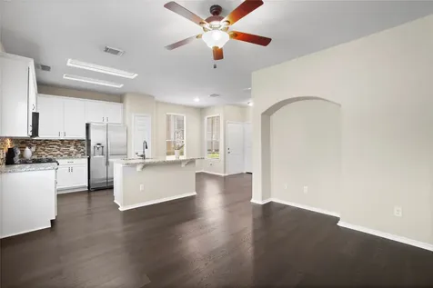 15 Blue Creek Place The Woodlands TX 77382
