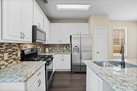 15 Blue Creek Place The Woodlands TX 77382